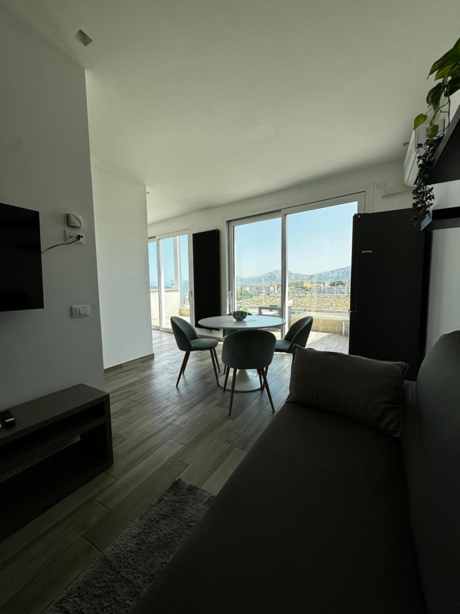 Palermo Inn Marina Exclusive View Экстерьер фото