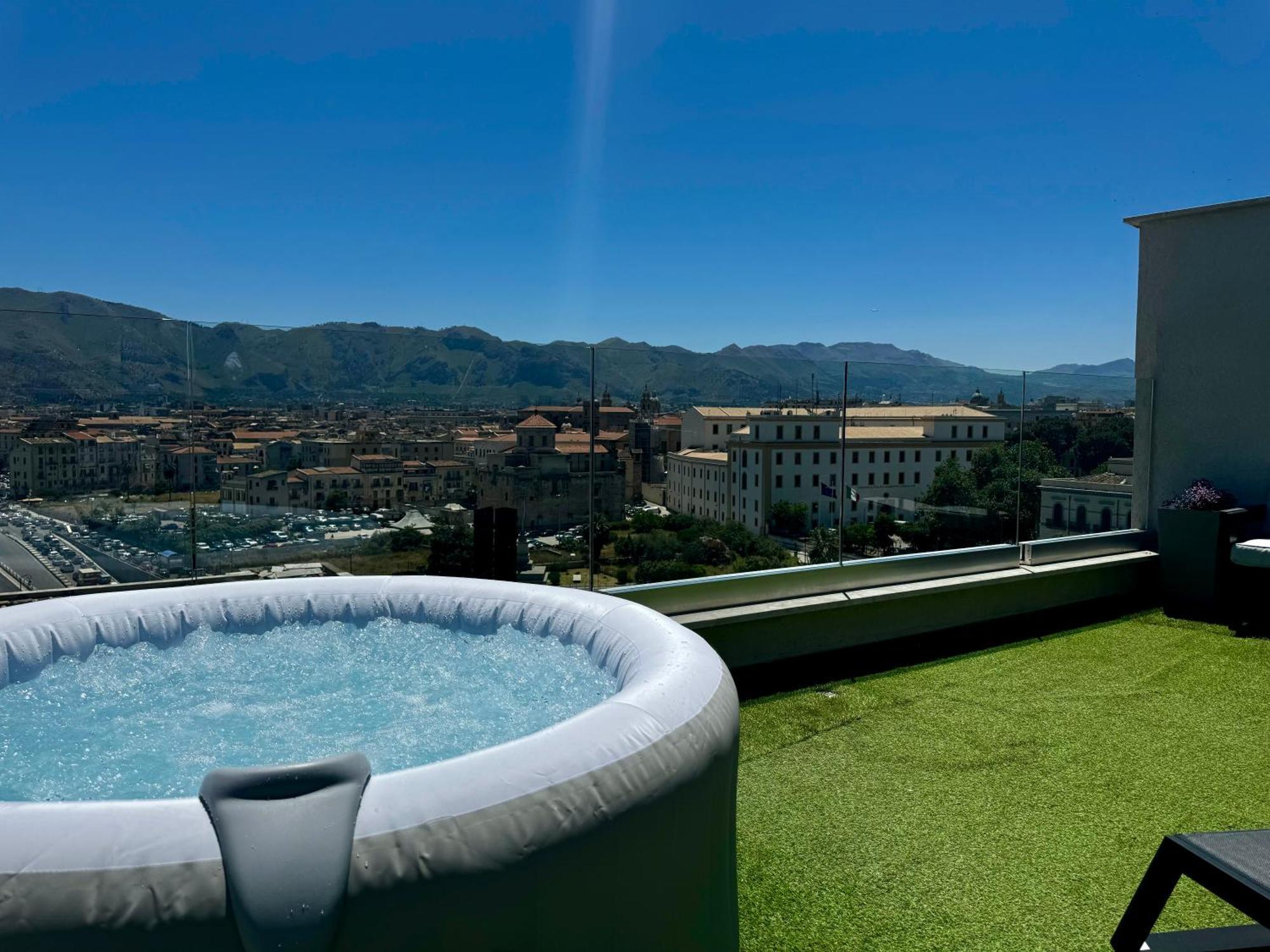Palermo Inn Marina Exclusive View Экстерьер фото